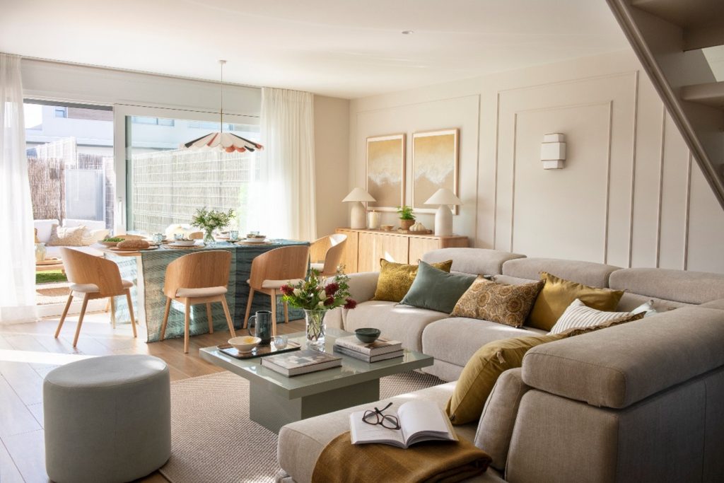 Punto y Seguido firma una residencia familiar en Zaragoza donde el interiorismo desde el origen rediseña la serenidad contemporánea