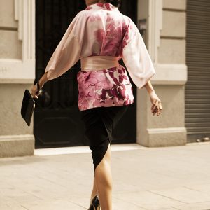 Elegancia y comodidad: la esencia de Vida y Milagros para su nueva colección de kimonos